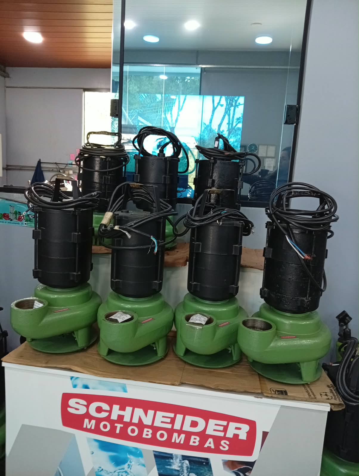 Bombas submersas Schneider disponíveis na LG Motores Elétricos